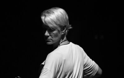Mari Pitta: entre a luz, a técnica e a construção de experiências que movem o show business